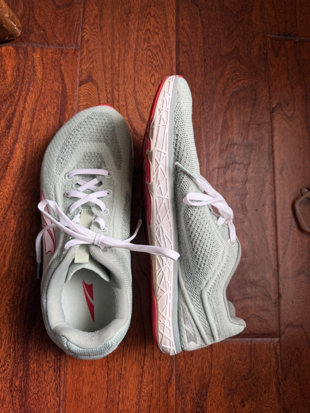 ALTRA Escalante Light Green Knit Athletic Shoes 9.5 W
